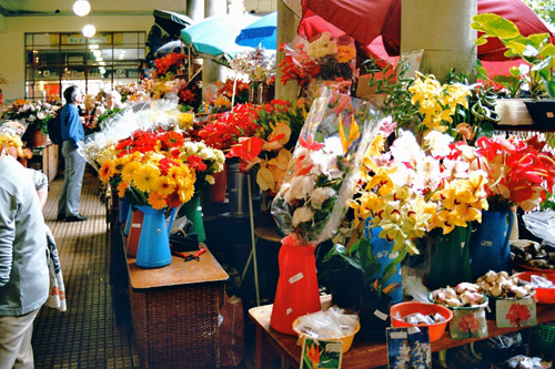 Saluhallen med blomstermarknad